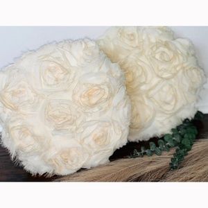 Ivory Cream Rosette Throw Pillow (Set of 2)